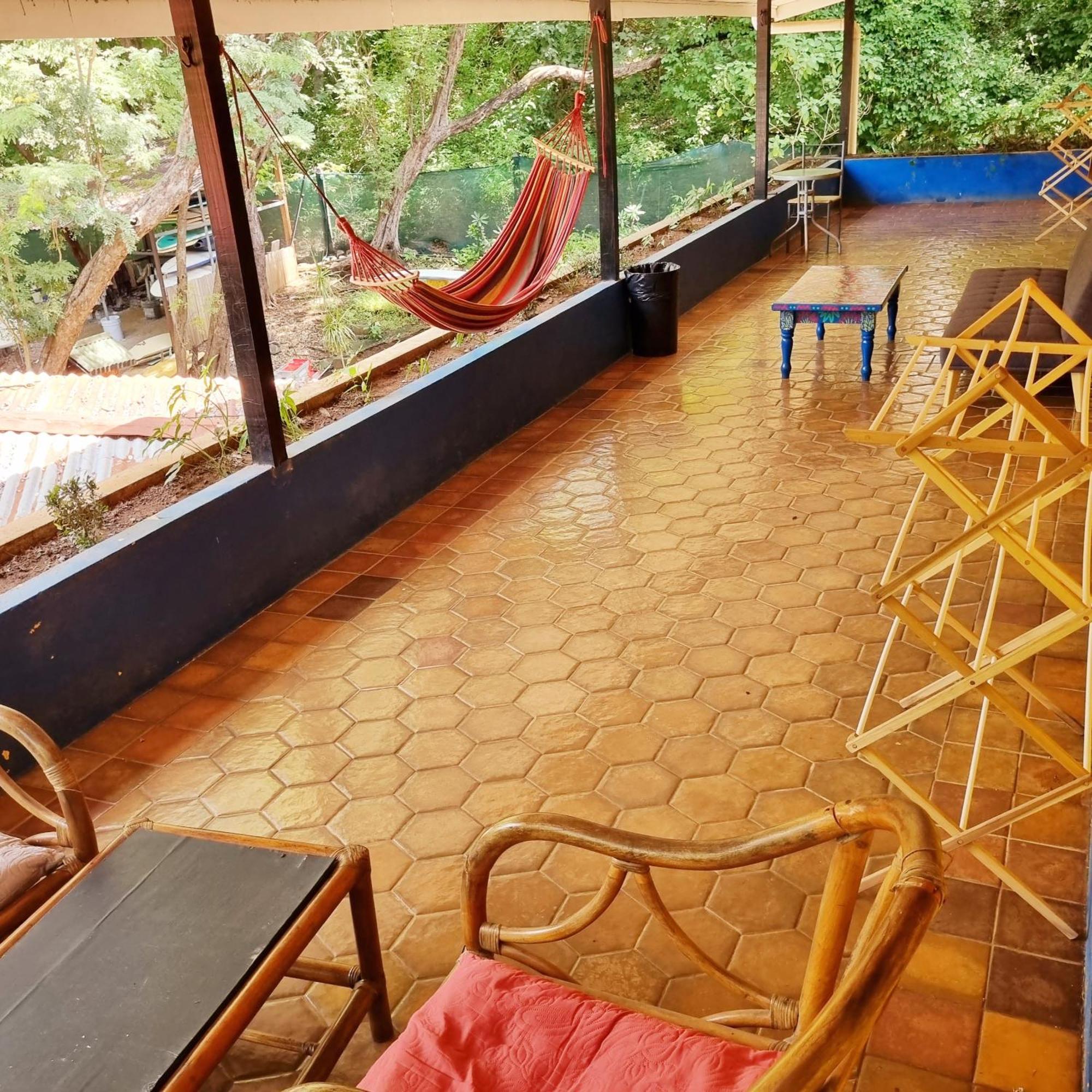 Casa Pura Vida Surf Hostel - Tamarindo Costa Rica Exterior photo